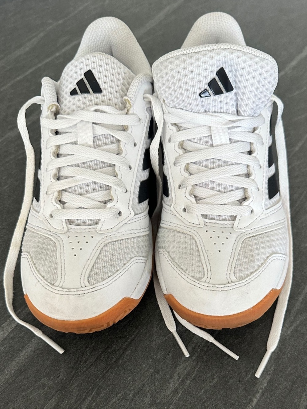 Adidas Ligra Sneakers